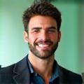 Portretul lui Marius Ionescu, un wellness coach cu o atitudine deschisă.